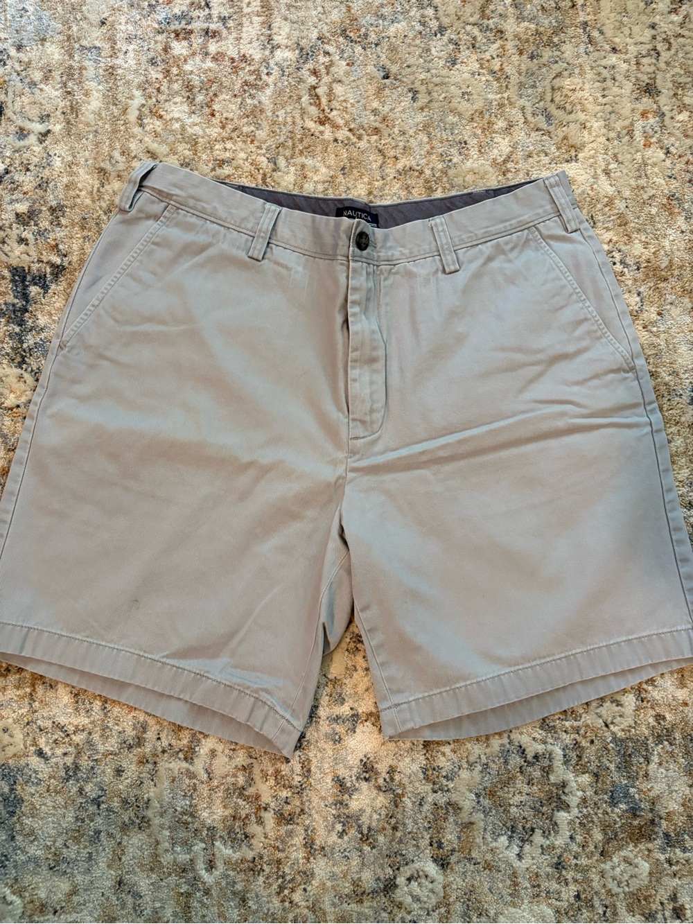 Nautica Men’s Flat Front Gray Shorts